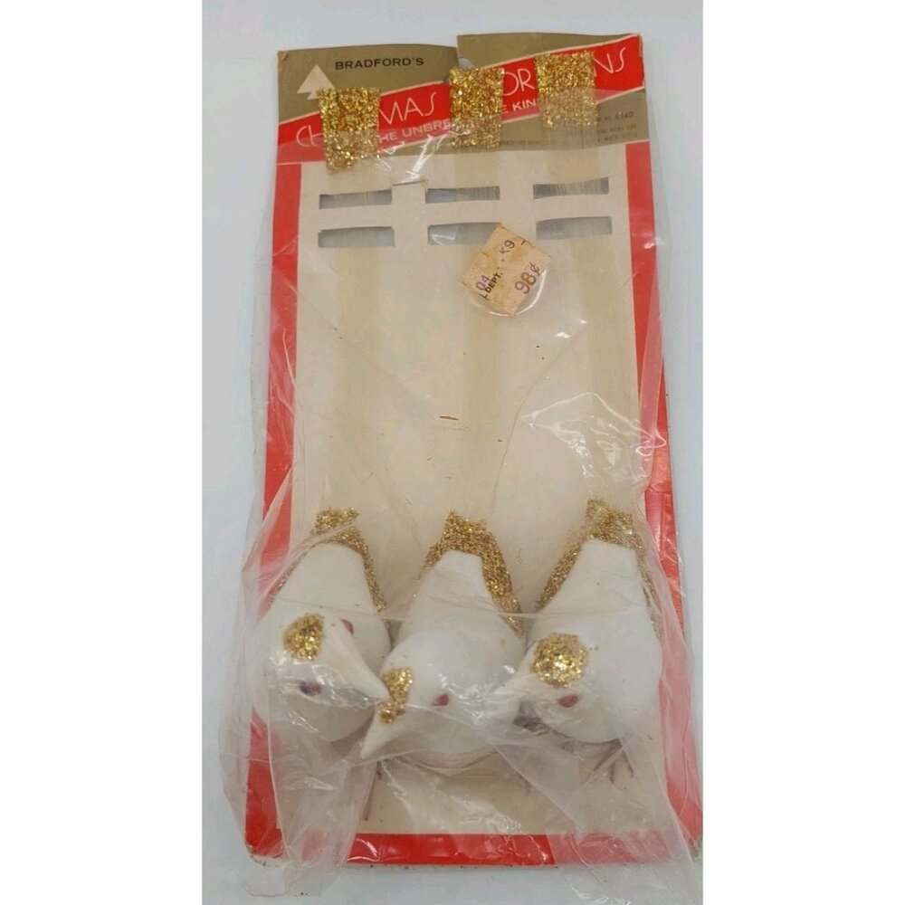 Bradford Ornaments White Gold Doves With Red Eyes Vintage Set Of 3